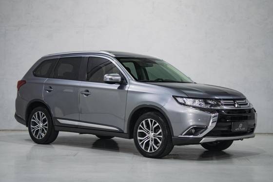 MITSUBISHI OUTLANDER 2.0 COMFORT 16V GASOLINA 4P AUTOMÁTICO
